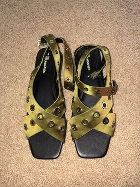 No Boundaries Olive Green Grommet Strappy Sandals
